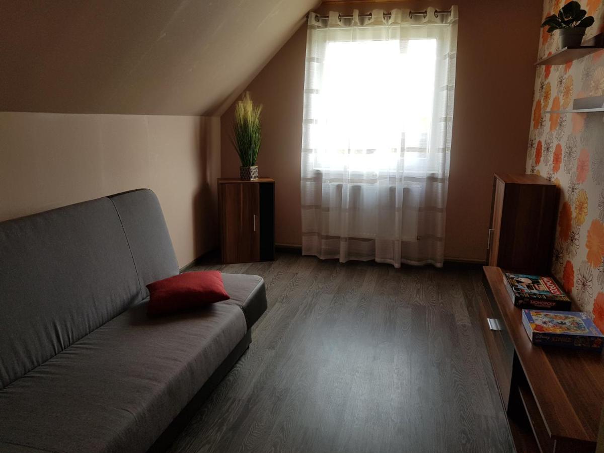 Holiday Country House Markalne Luaran gambar